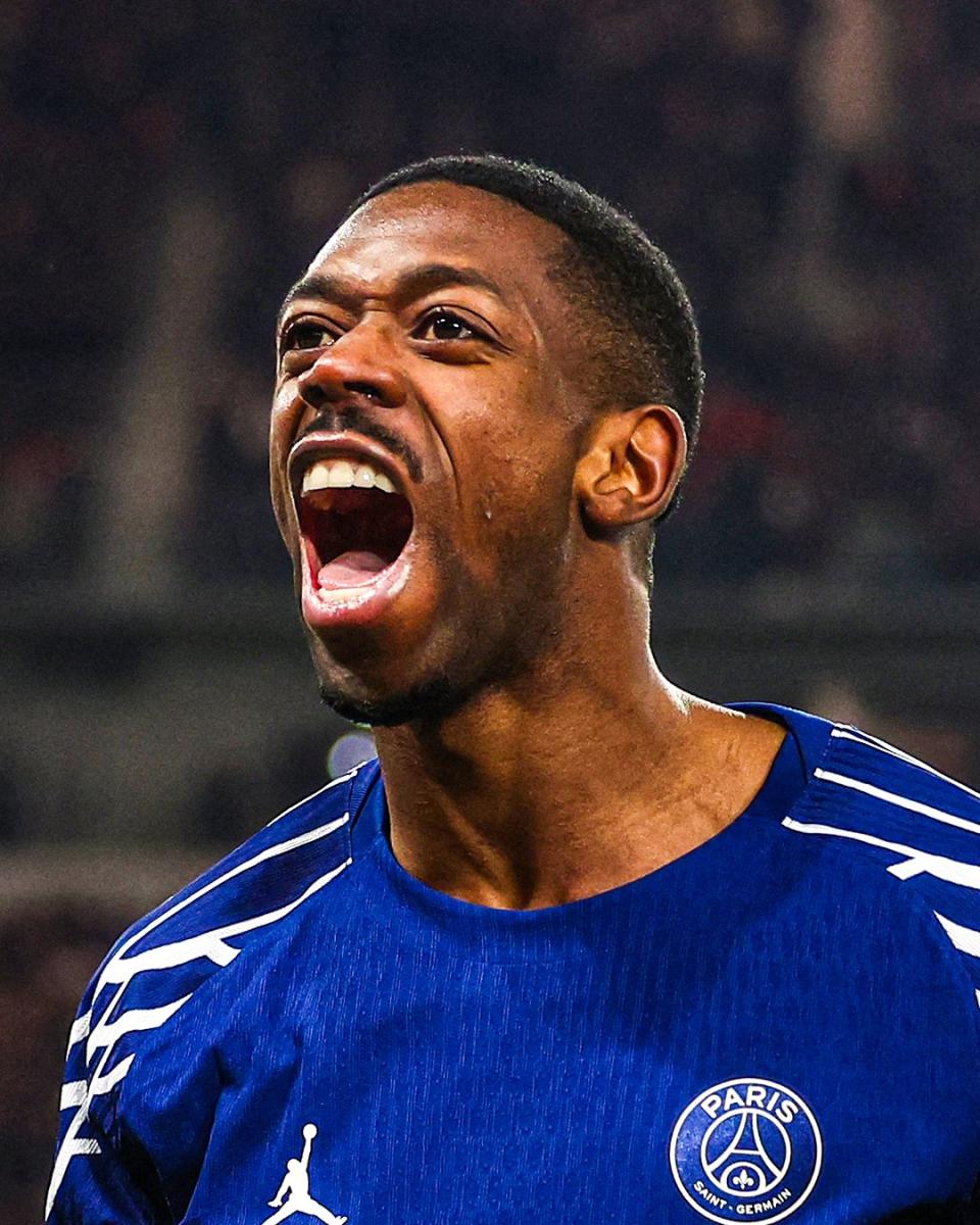 阿西尼翁：孔帕尼能让球员愿意闭着眼睛跟随他上场拼战（阿西尼翁：孔帕尼让球员愿意毫不犹豫地跟他上场拼搏）