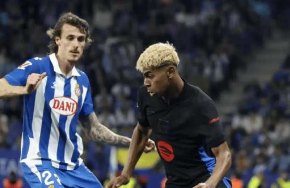 斯洛特：对阵皇马这种球队要持续压迫，绝不能在防线后留空间（斯洛特：对皇马要全程施压，防线身后不能给空间）