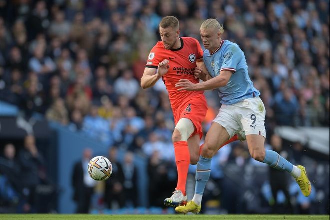 28场6球2助，新晋日本国脚佐藤龙之介当选J1年度最佳年轻球员（28战6球2助！日本新晋国脚佐藤龙之介荣膺J1联赛年度最佳年轻球员）