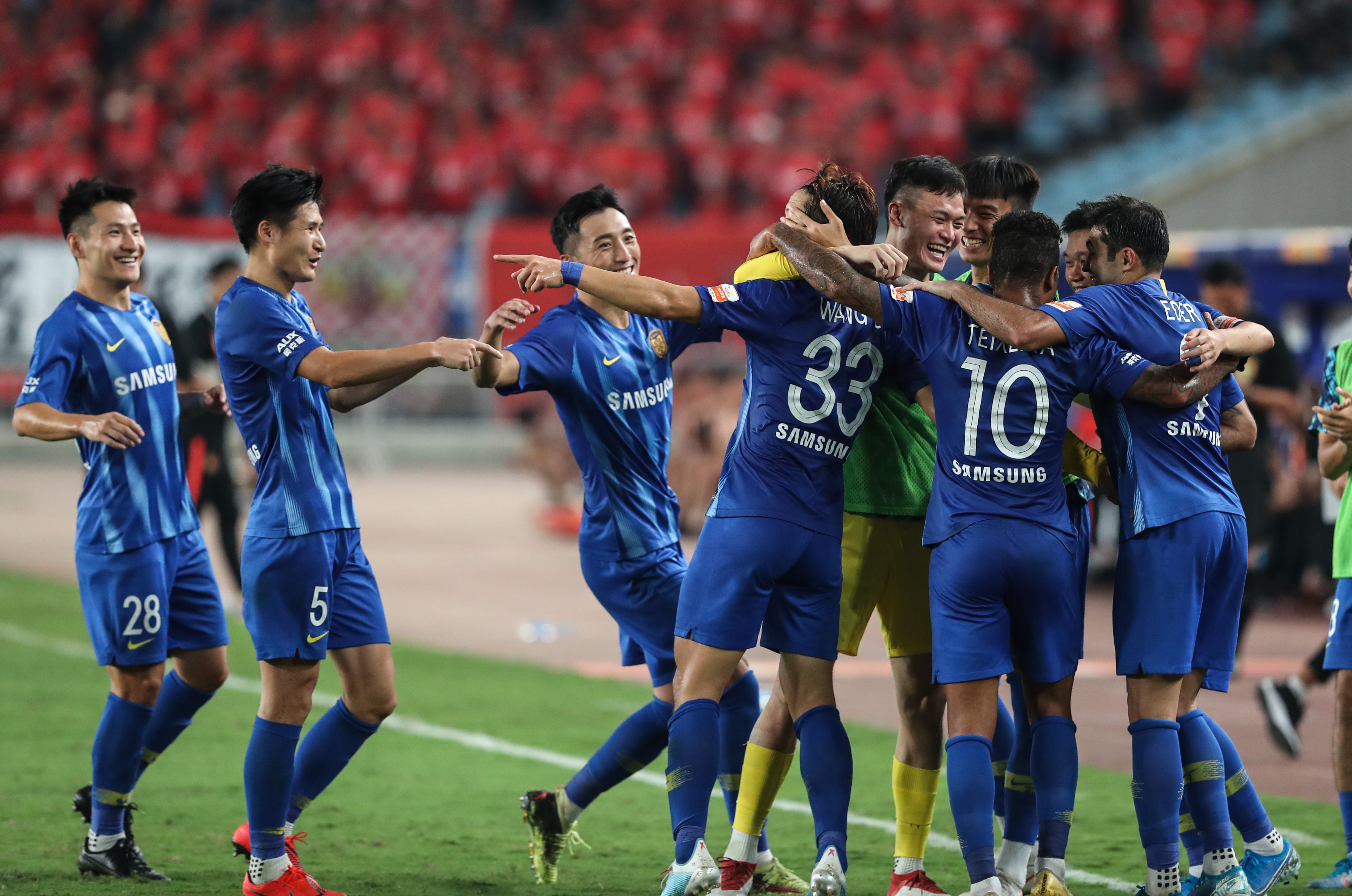 综合体育赛事战报合集 重点比赛集中呈现