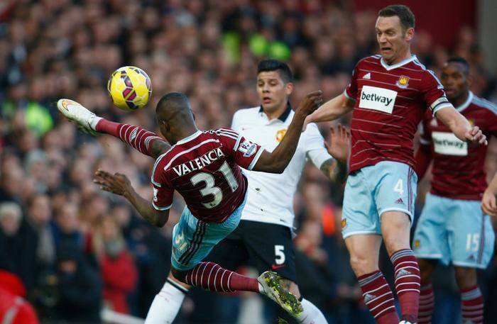 两球员结束联赛征程即赴国家队报到（两名球员联赛收官后即刻赴国家队报到）