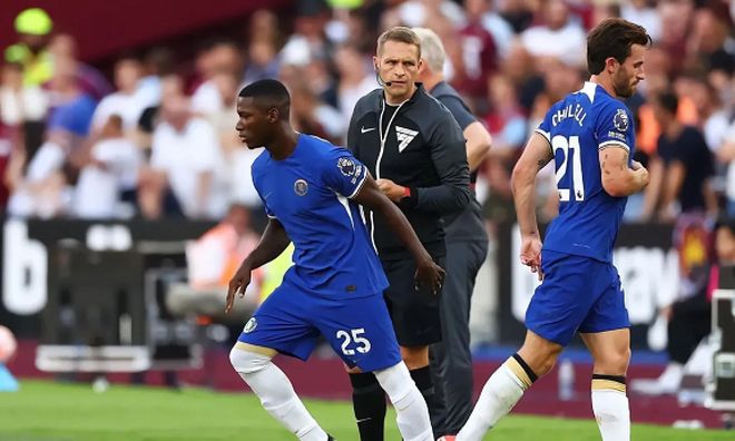 本赛季浓眉打至少30分钟的比赛，独行侠胜率达到5成（本季浓眉出场30分钟以上的比赛，独行侠胜率为50%）